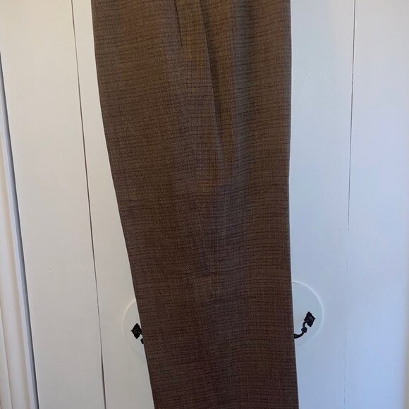 Luciano Barbera Ladies 3 piece SUIT - Picture 6 of 12